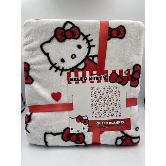 NEW Hello Kitty Queen Blanket 90x90 Hearts & Bows - Fast Shipping! - Picture 1 of 6
